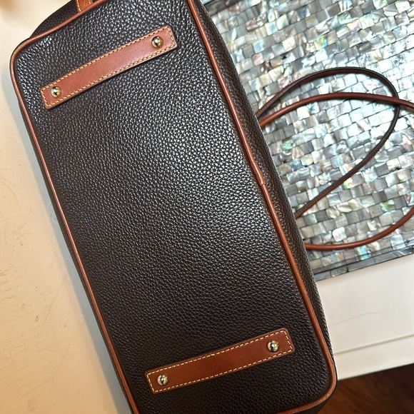 Dooney & Burke Large Pebbled Leather Tote Bag Brown - Picture 5 of 11